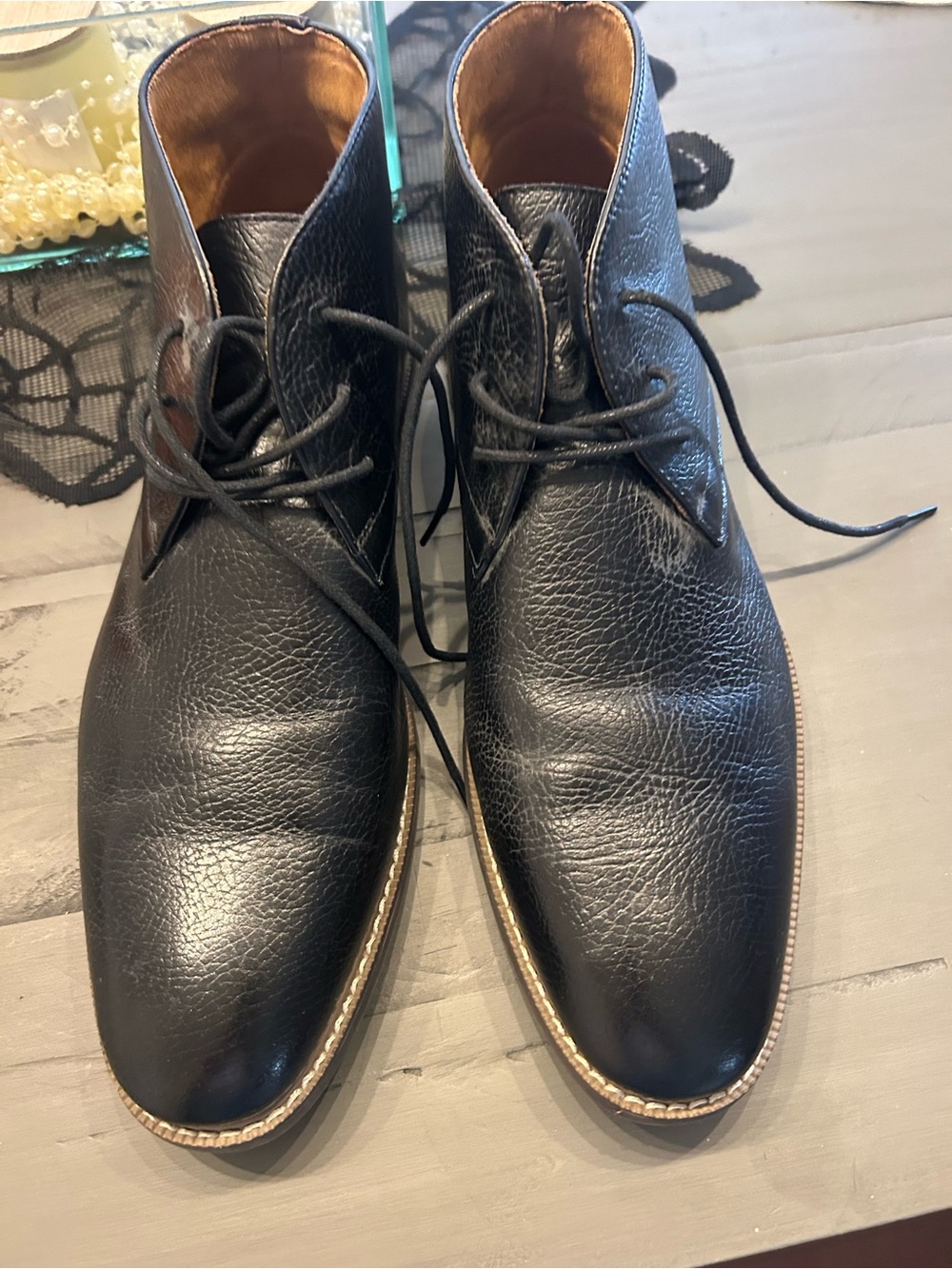 Men's Black Leather Lace-Up Chukka Boots